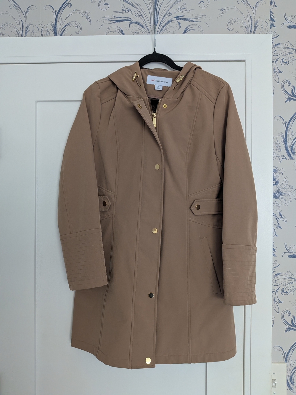 Liz Claiborne Taupe Hooded Trench with Gold Hardware